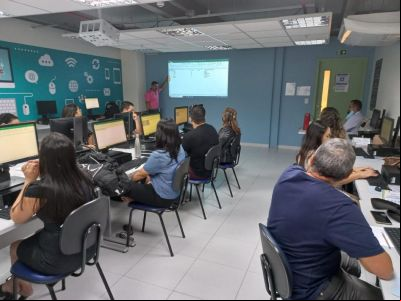 notícia: Escola de Governança Pública divulga programação de cursos no mês de Abril