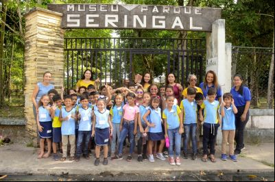 notícia: Crianças celebram o “Dia da Árvore” no Museu Parque Seringal