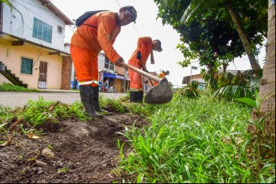 notícia: SEURB realiza mutirão de limpeza na comunidade Park Anne