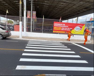 notícia: Nova faixa de pedestre é instalada na Cidade Nova VI 