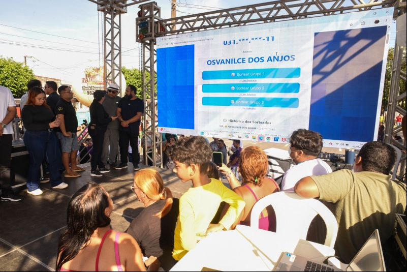 Ação do Programa Prefeitura em Movimento na Arterial 18