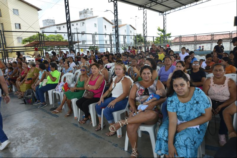 Entrega de 1.000 apoios alimentares para as Mães acompanhadas pelos CRAS