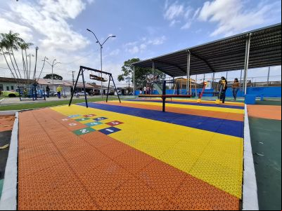 notícia: Praça Márcio Leite é entregue para os moradores do 40 Horas