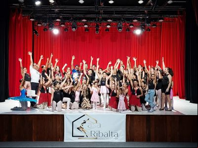 notícia: Casa Ribalta celebra conquistas internacionais em noite de dança, emoção e certificações em Ananindeua